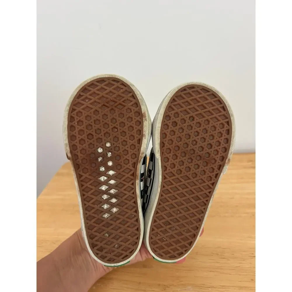 Vans x Skateistan Toddler Sk8‑Hi Black Checkered Sneakers Size 6.5 Embroidered